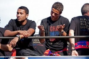 CdS: “Afellay och Adriano diskuterades under Barcelonas besök”