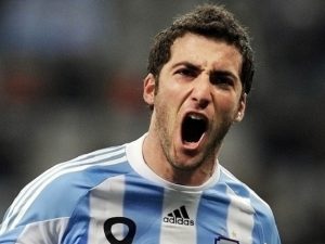 Daily Mirror: “Inter följer Higuain”