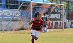Inter jagar Douglas Baggio