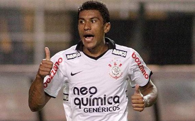 <!--:sv-->Paulinho: “Jag vill stanna i Corinthians”<!--:-->