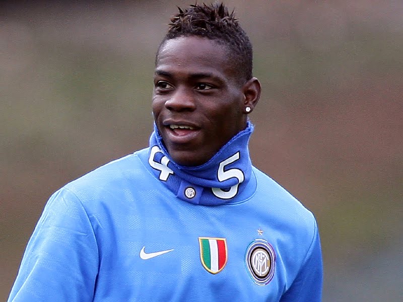 <!--:sv-->Balotellis klausul gäller… i 48 timmar<!--:--><!--:en-->Balotelli’s clause valid… For 48 hours<!--:-->