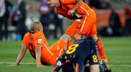Sneijder till Nigel de Jong: “Du gick till fel sida av Milano”