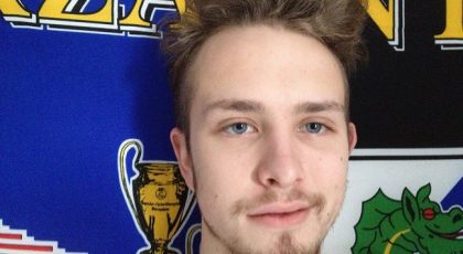 Hampus Kärkis Nyårskrönika: Men Ring Då!