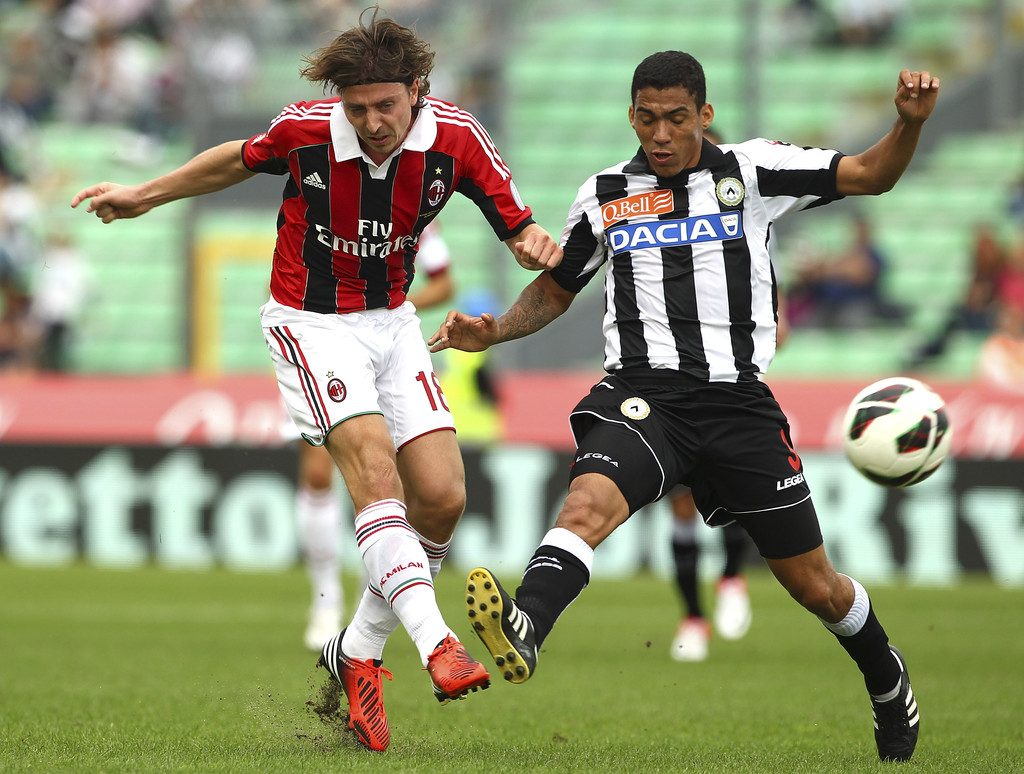Inter closing in on Allan