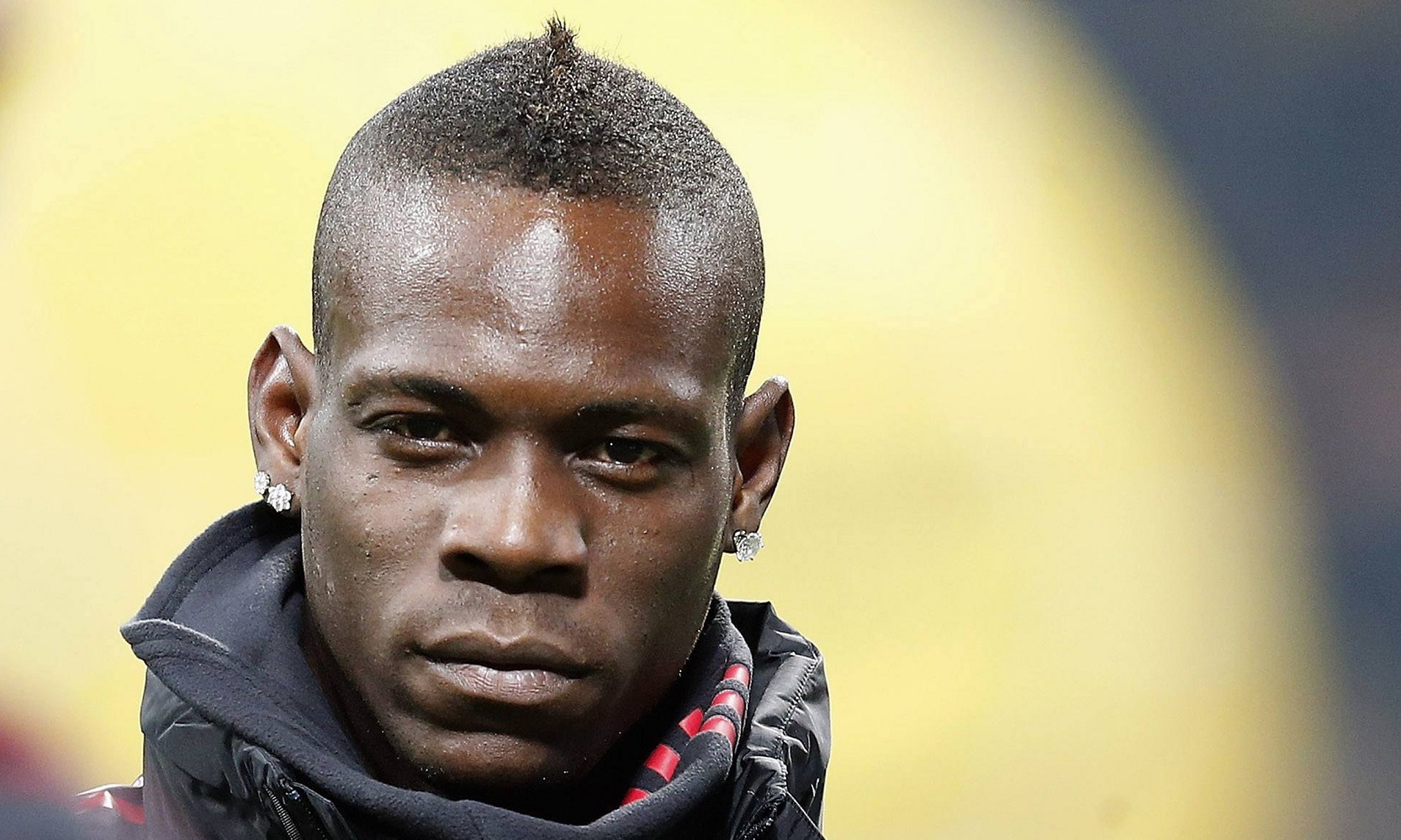 FCIN – Chants against Balotelli at Linate