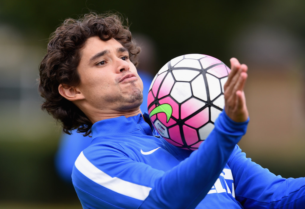 COMO, ITALY - SEPTEMBER 30:  Dodo of FC Internazionale in action during a training session at the club's training ground at Appiano Gentile on September 30, 2015 in Como, Italy.  (Photo by Claudio Villa - Inter/Inter via Getty Images)