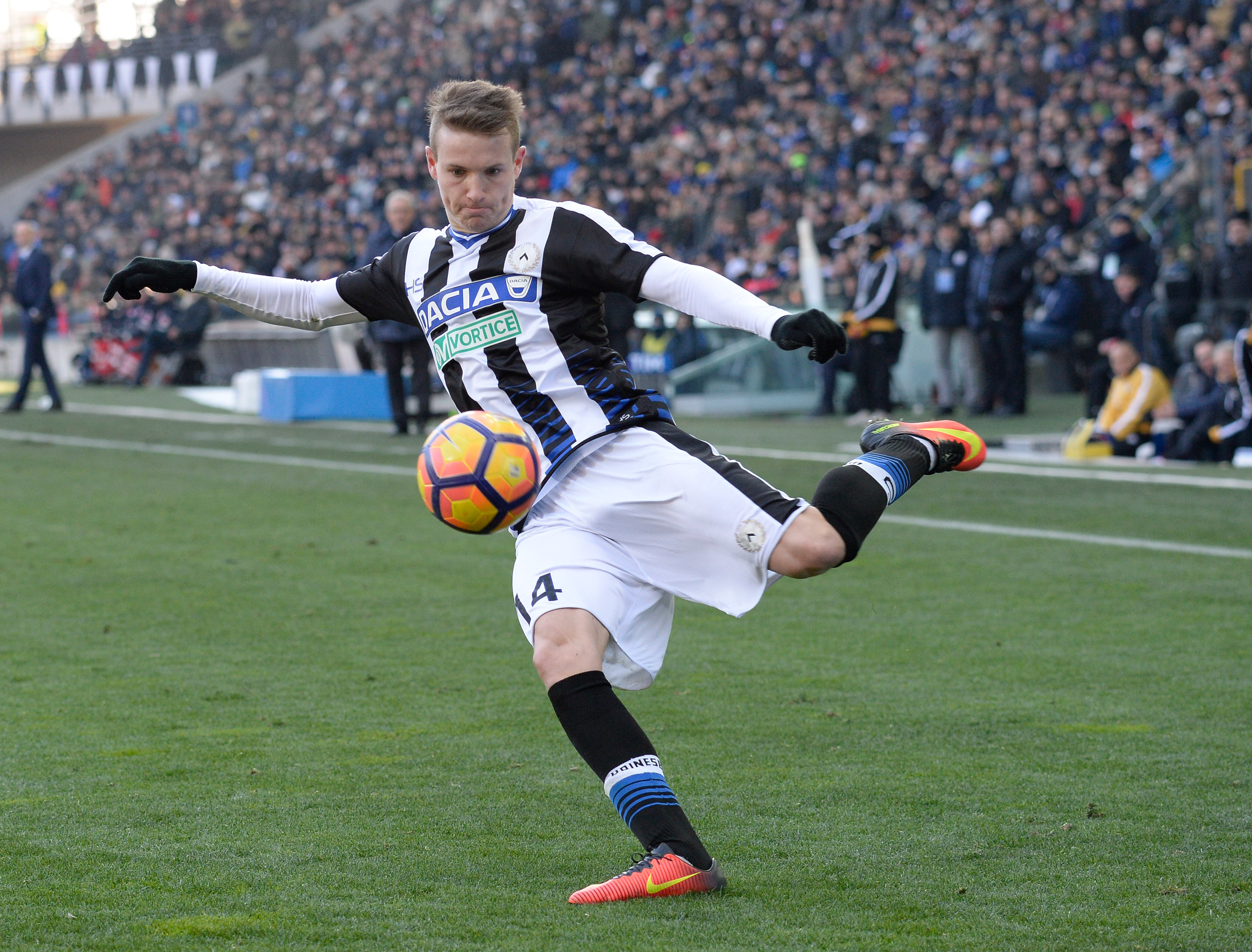 Inter To Talk With Udinese Over Jankto