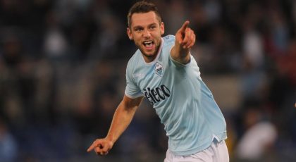 Inter Boldened By Fact That De Vrij Has Still Not Signed New Contract With Lazio