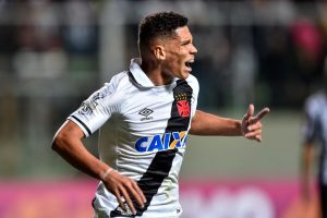 Italian Report Details How Paulinho’s Agent Contacted Inter For A Potential Move