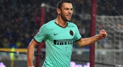 Inter Coach Antonio Conte Deems Stefan de Vrij Not For Sale