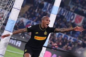 Inter Intend To Keep Ashley Young & Victor Moses As They Continue Italian Lessons