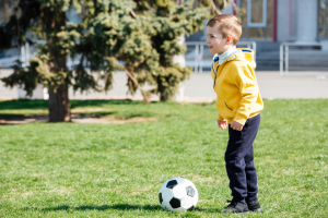 10 Steps On How To Become A Good Football Player