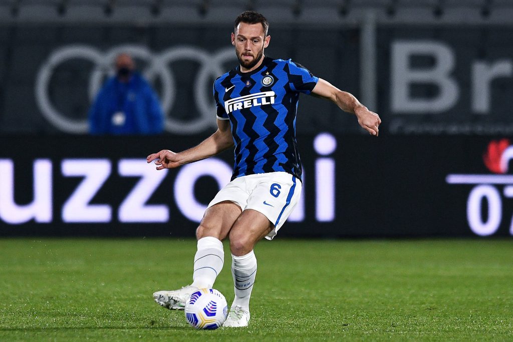 Photos – Inter Defender Stefan De Vrij After Crotone Friendly: “Preparing For The Season”