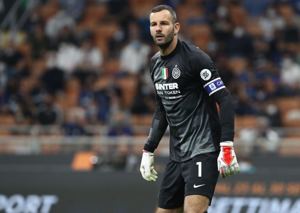 Samir Handanovic Could Have His Contract Renewed As Inter’s Number Two Goalkeeper, Italian Media Report