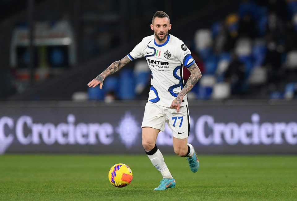 Photo – Inter Midfielder Marcelo Brozovic Celebrates Three Huge Points Against Juventus After 1-0 Serie A Win