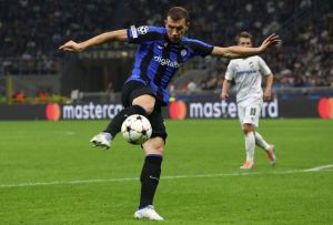 Inter Milan Duo Onana & Dzeko Immediately Made Up Following Words Exchanged During Champions League Clash vs Port, Italian Media Report