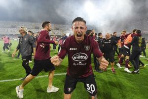 Inter-Linked Salernitana Wingback Pasquale Mazzocchi Successfully Undergoes Surgery On Knee Injury, Italian Media Report