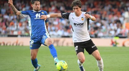 Italian Journalist Marco Barzaghi: “Inter Tracking Rennes Wingback Adrien Truffert But Valencia’s Jesus Vazquez More Cost-Effective”