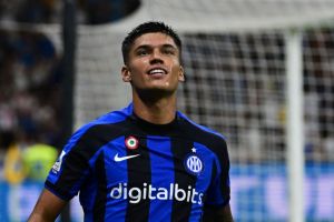 Inter Milan Strike Pair Dazzle In 5-Star Serie A Demolition Of Hellas Verona