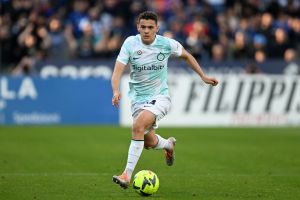 Inter Milan Midfielder Not Keen To Leave Despite Increased Competition For Playing Time