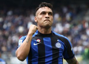 Photo – Inter Milan Striker Lautaro Martinez Celebrates Roma Win In Serie A: “Another Three Very Important Points”