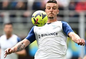 Inter Milan Can Only Sign Arsenal & Newcastle Linked Lazio Star On One Condition