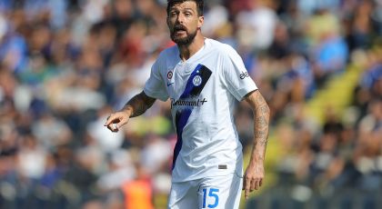 Photo – Inter Milan Defender Francesco Acerbi Celebrates 1-0 Serie A Win Vs Empoli