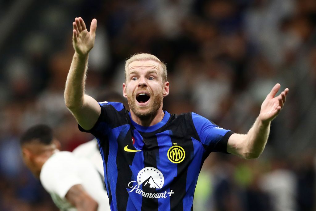 Inter Milan Midfielder Davy Klaassen