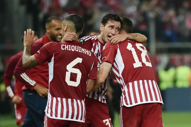 Santiago Hezze Olympiakos