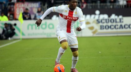 Everton Emerge In Race For Former Arsenal Defender Amid Inter Milan Interests