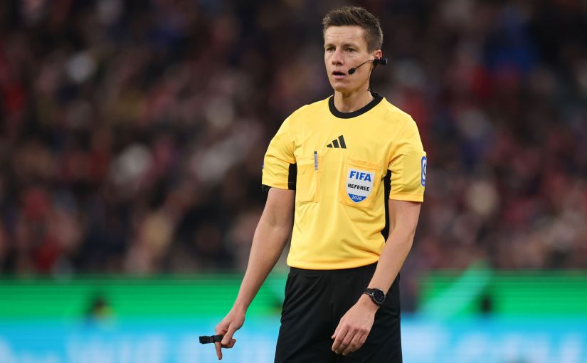 Daniel Siebert Referee