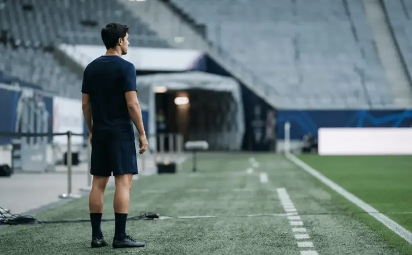 Anonymous football right-back arriving for a medical ahead of an Inter transfer